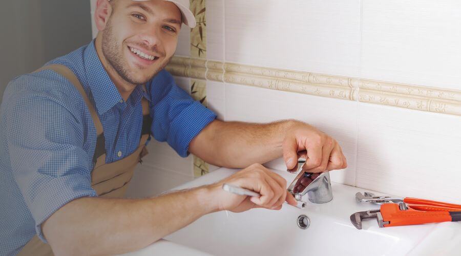 Professional clogged drains services in Mark, IL